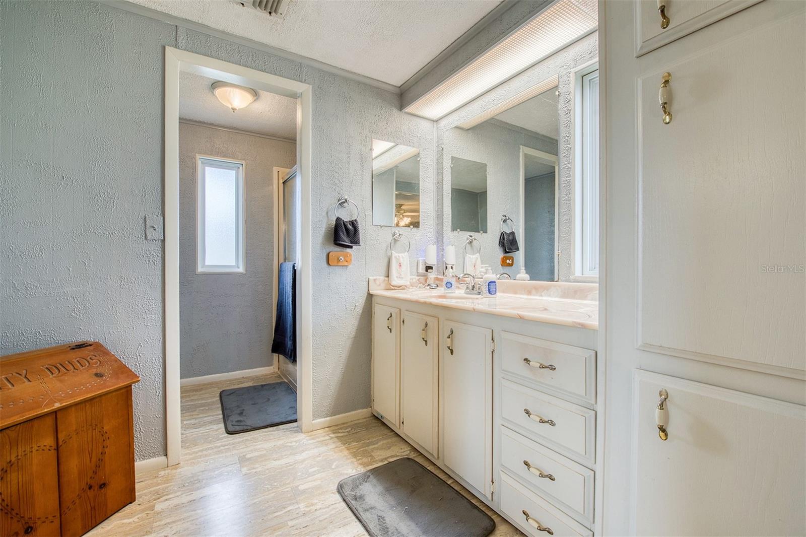 Image 23 of 42 For 192 Blue Marlin Drive