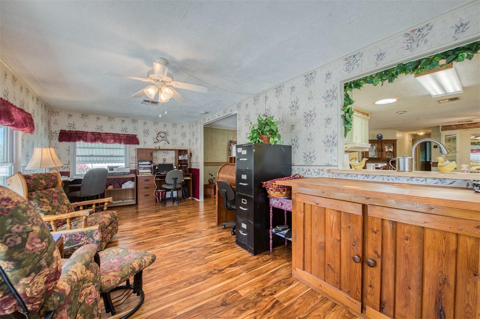 Image 3 of 42 For 192 Blue Marlin Drive