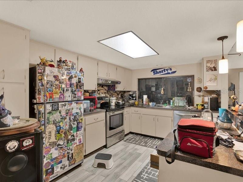 Image 5 of 15 For 601 Ivey Lane