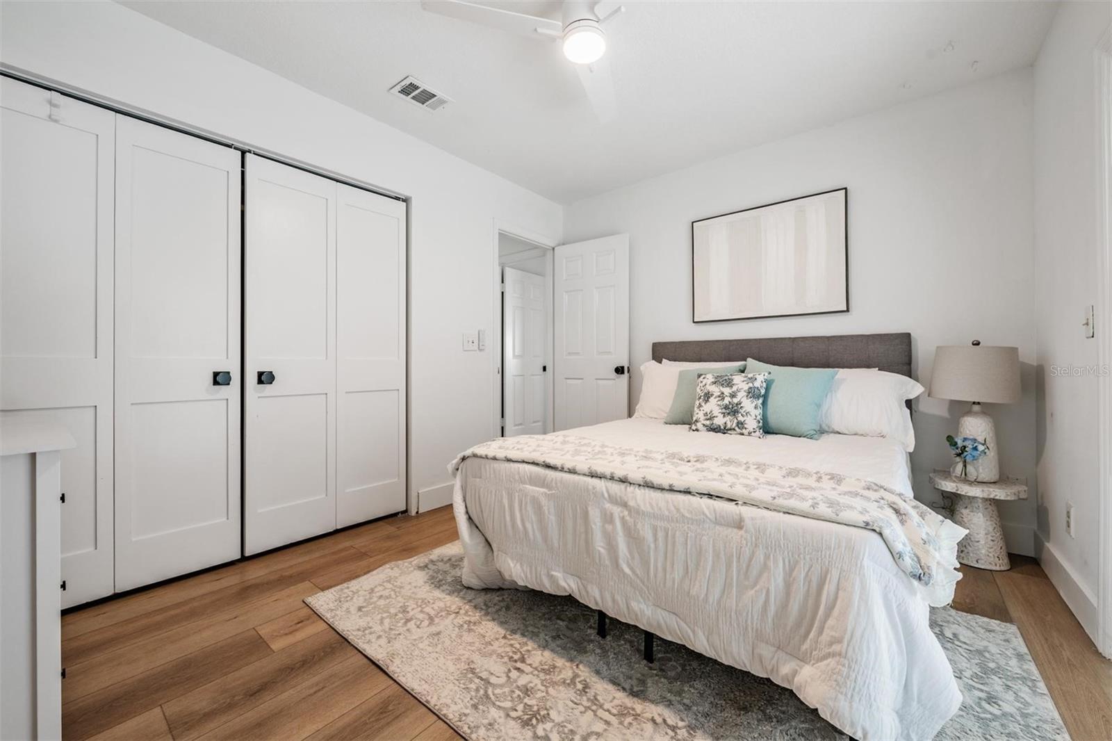 Image 21 of 47 For 3815 San Juan Street