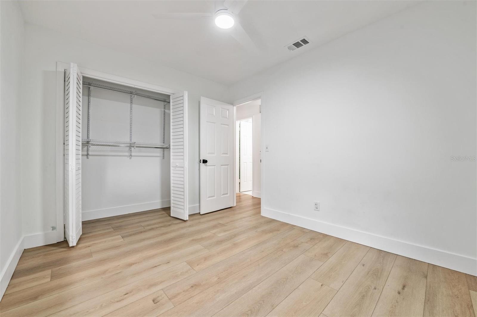 Image 28 of 47 For 3815 San Juan Street