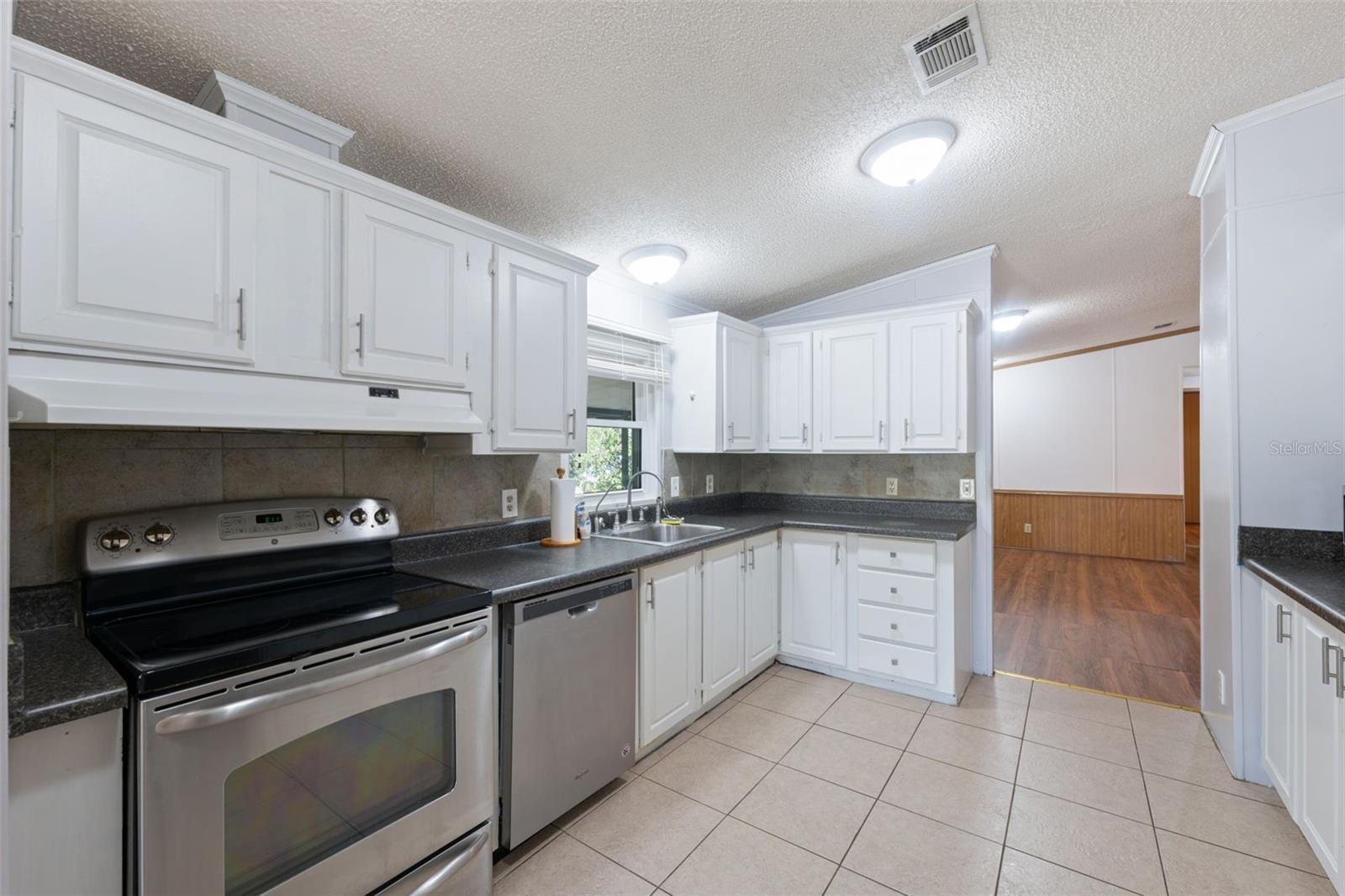 Image 10 of 30 For 12544 Harker Street