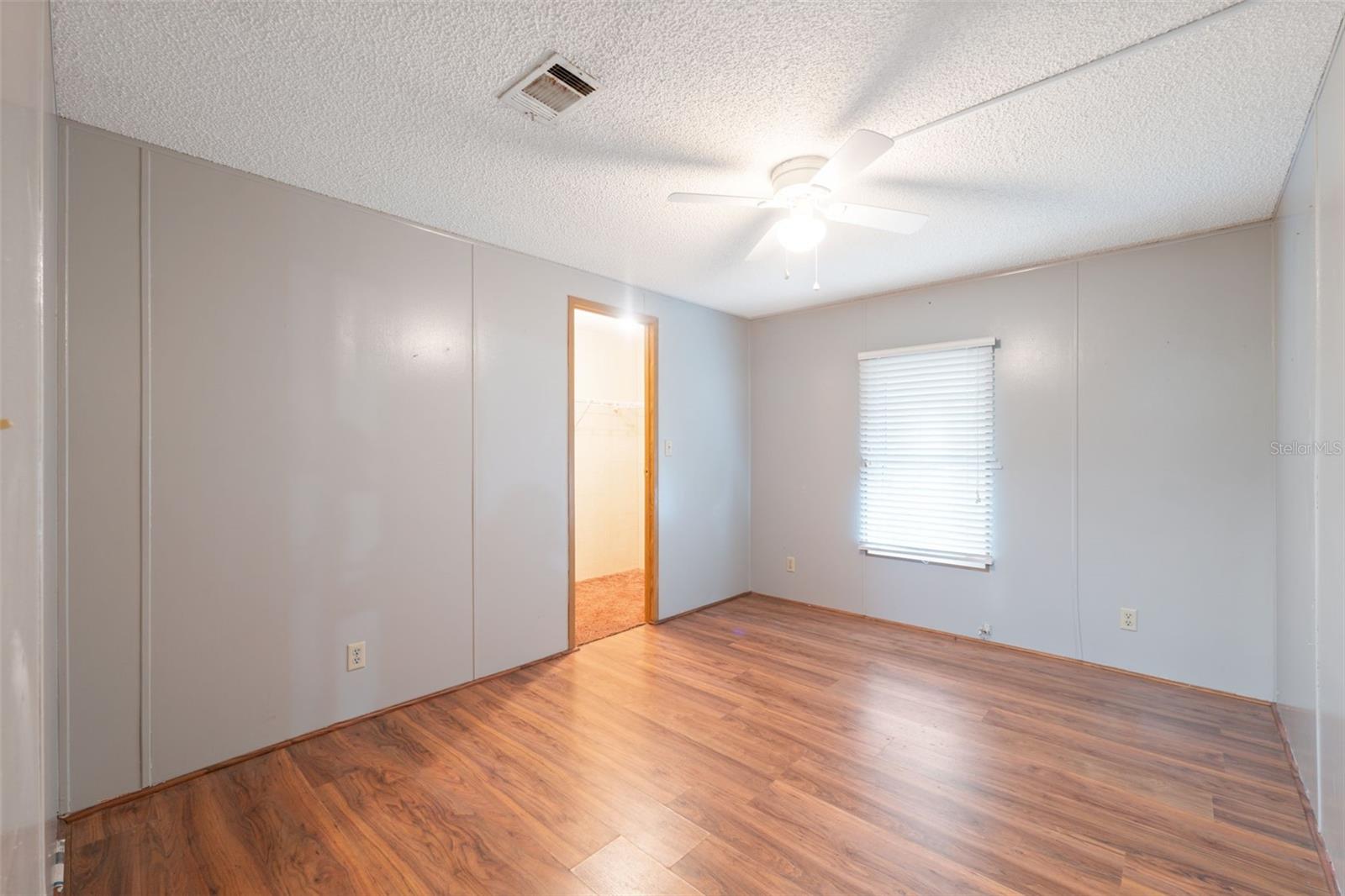 Image 19 of 30 For 12544 Harker Street