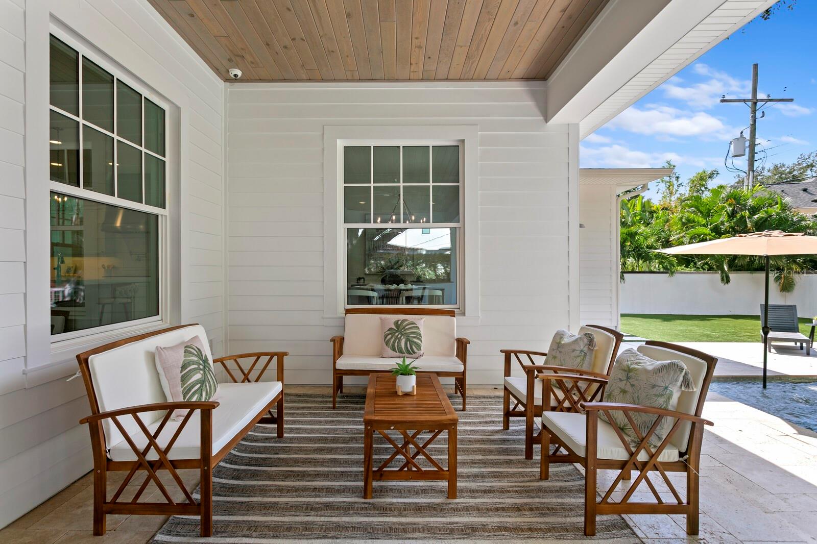 Listing photo id 21 for 4309 Beachway Drive
