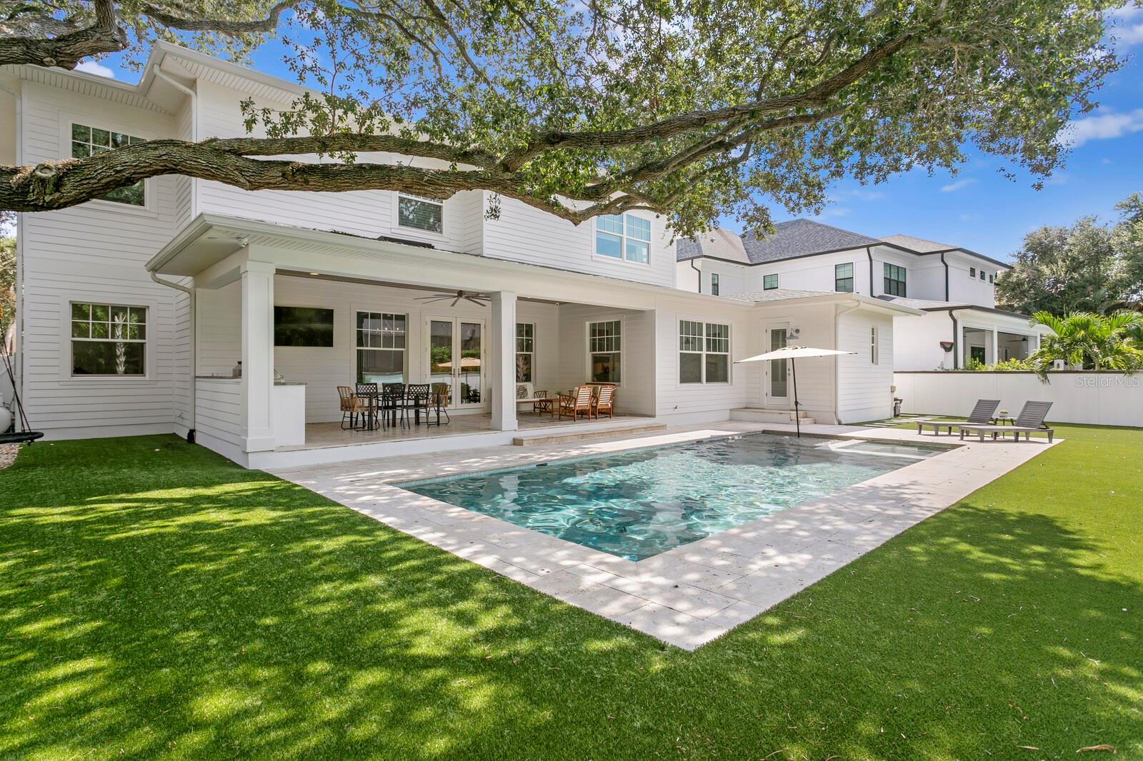 Listing photo id 24 for 4309 Beachway Drive
