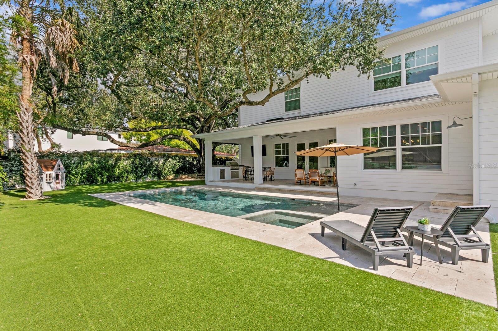 Listing photo id 27 for 4309 Beachway Drive