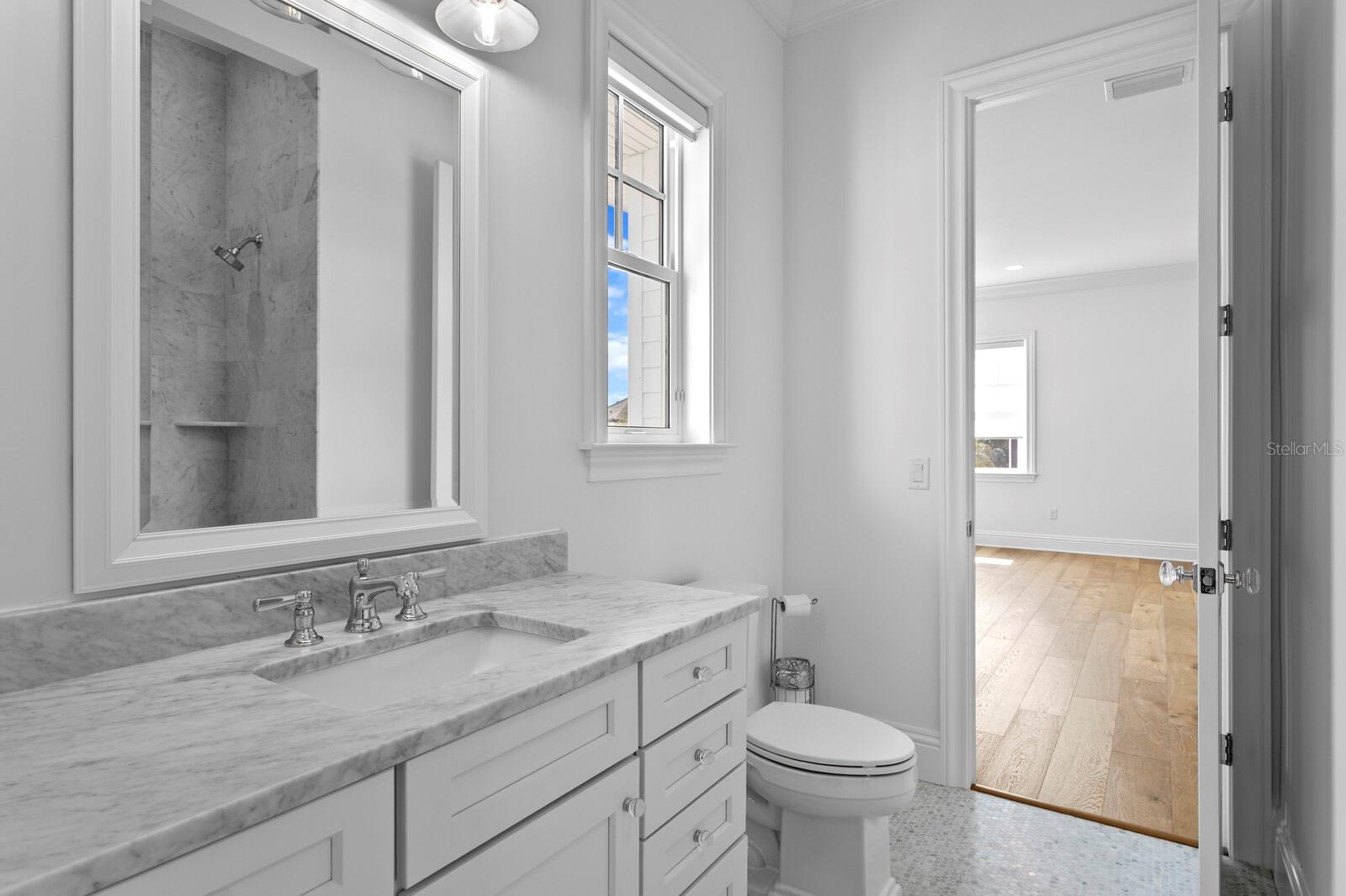 Listing photo id 43 for 4309 Beachway Drive