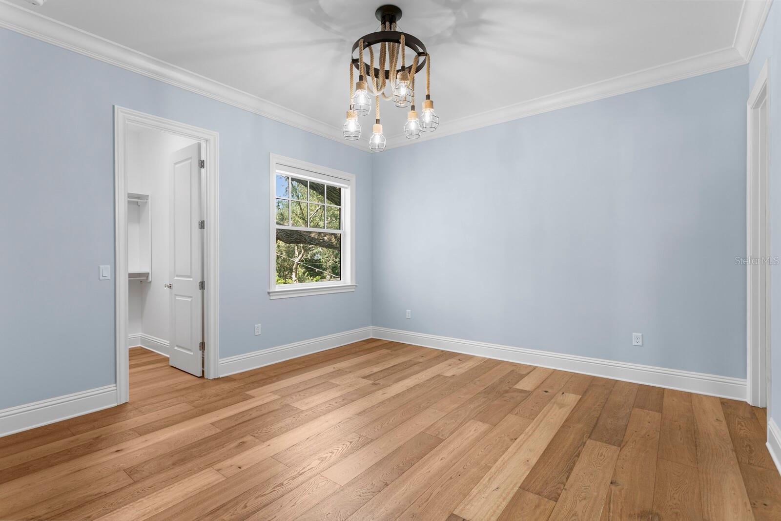 Listing photo id 45 for 4309 Beachway Drive
