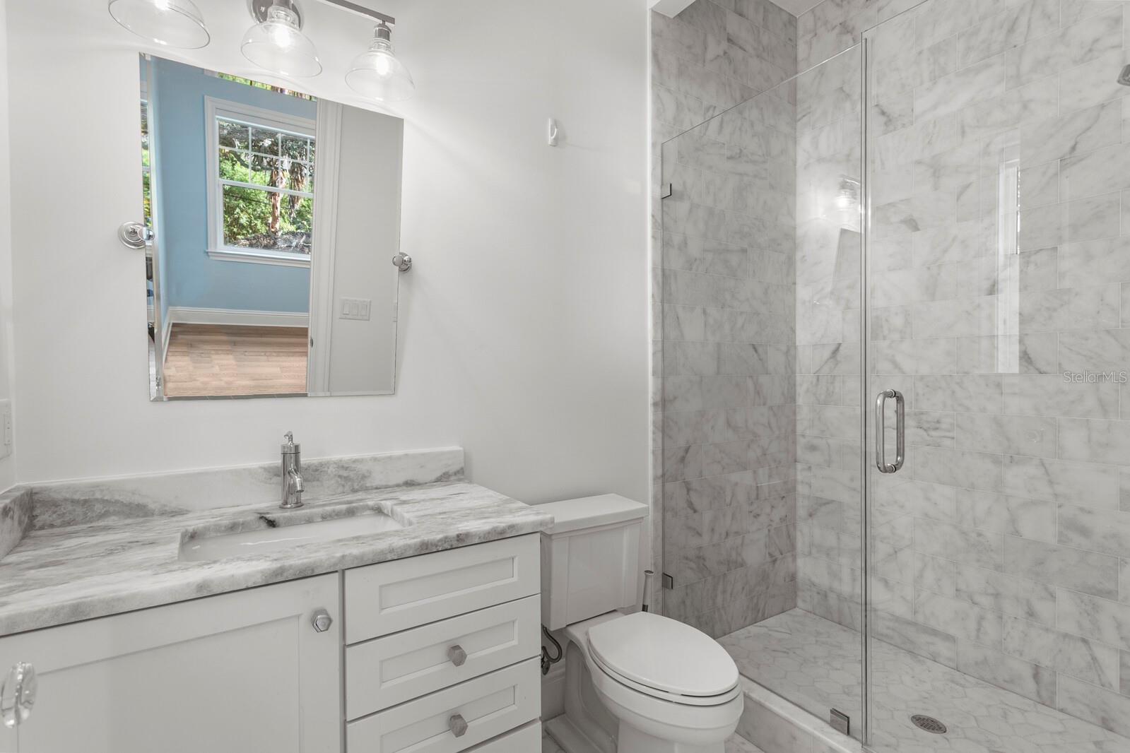 Listing photo id 47 for 4309 Beachway Drive
