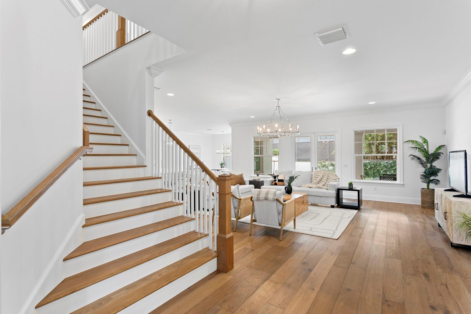 Listing photo id 7 for 4309 Beachway Drive