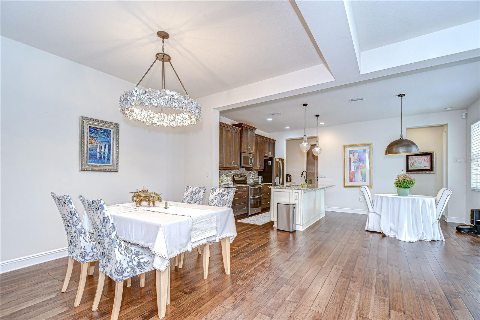Image 12 of 81 For 7013 Briarhill Court