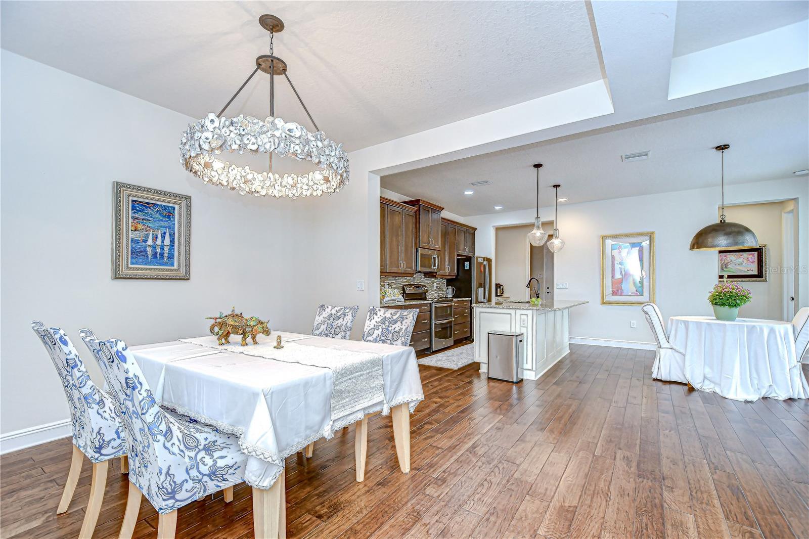 Image 13 of 81 For 7013 Briarhill Court