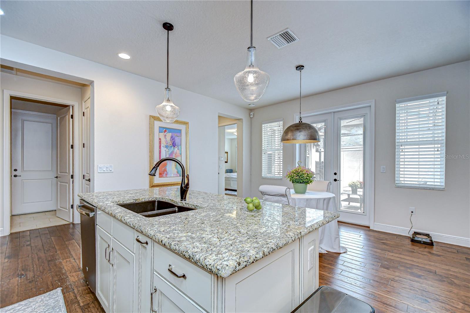 Image 17 of 81 For 7013 Briarhill Court