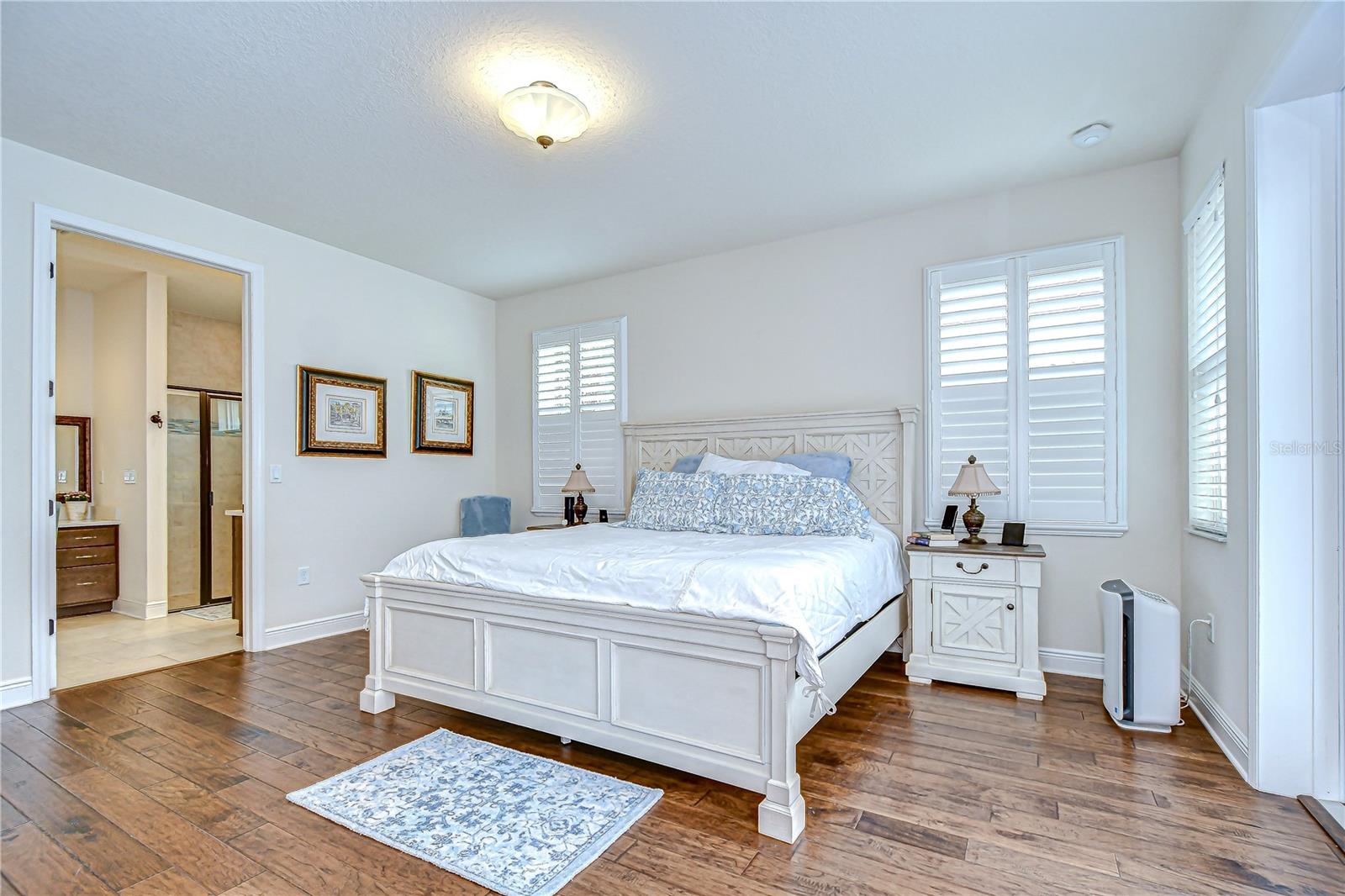 Image 34 of 81 For 7013 Briarhill Court