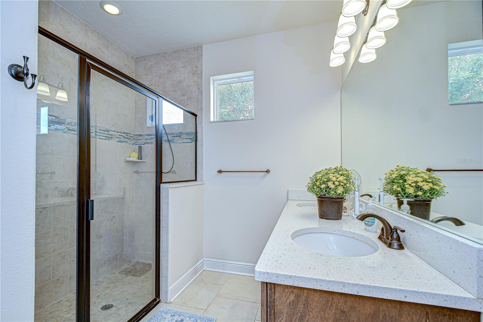 Image 38 of 81 For 7013 Briarhill Court