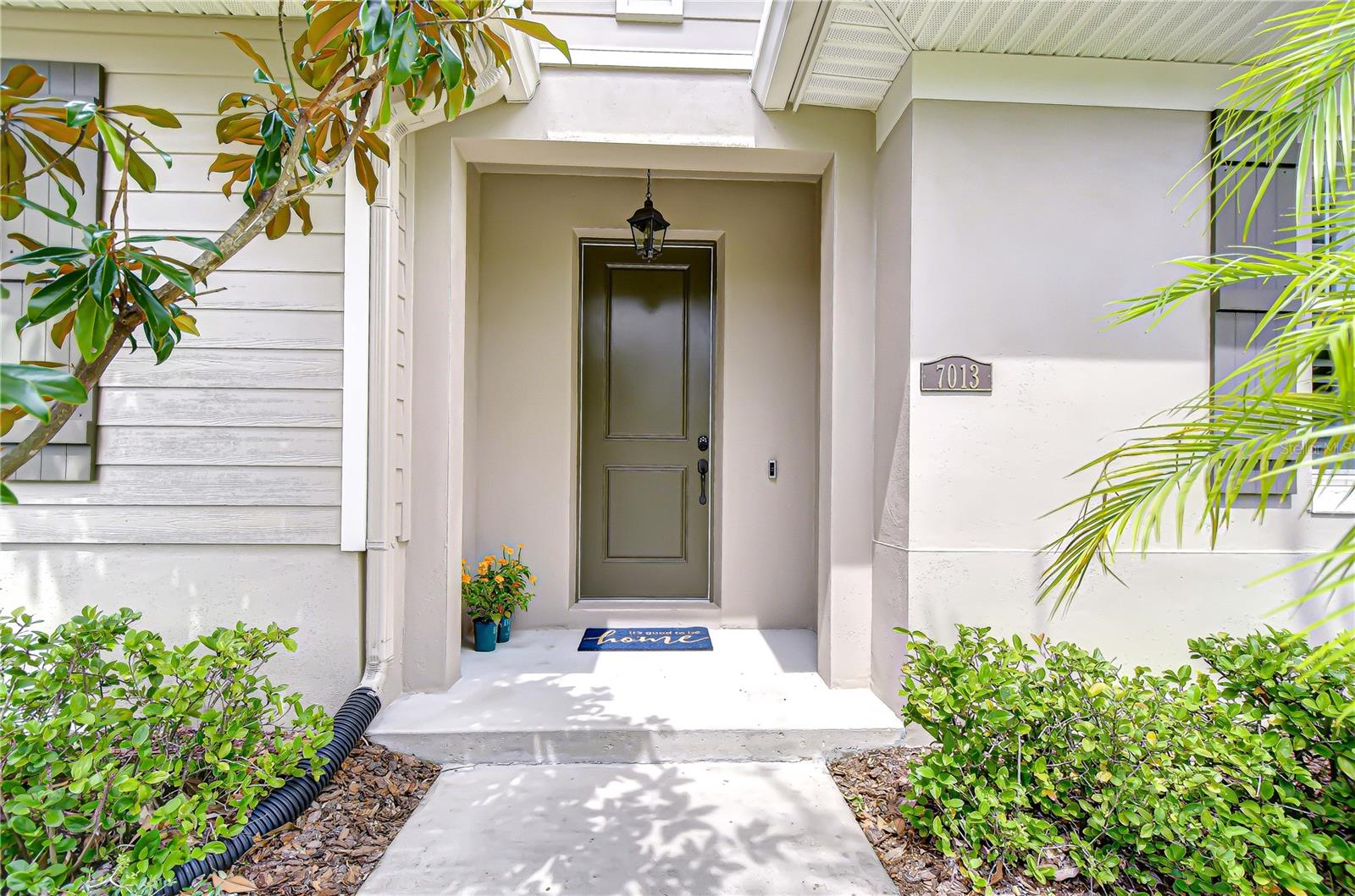 Image 4 of 81 For 7013 Briarhill Court