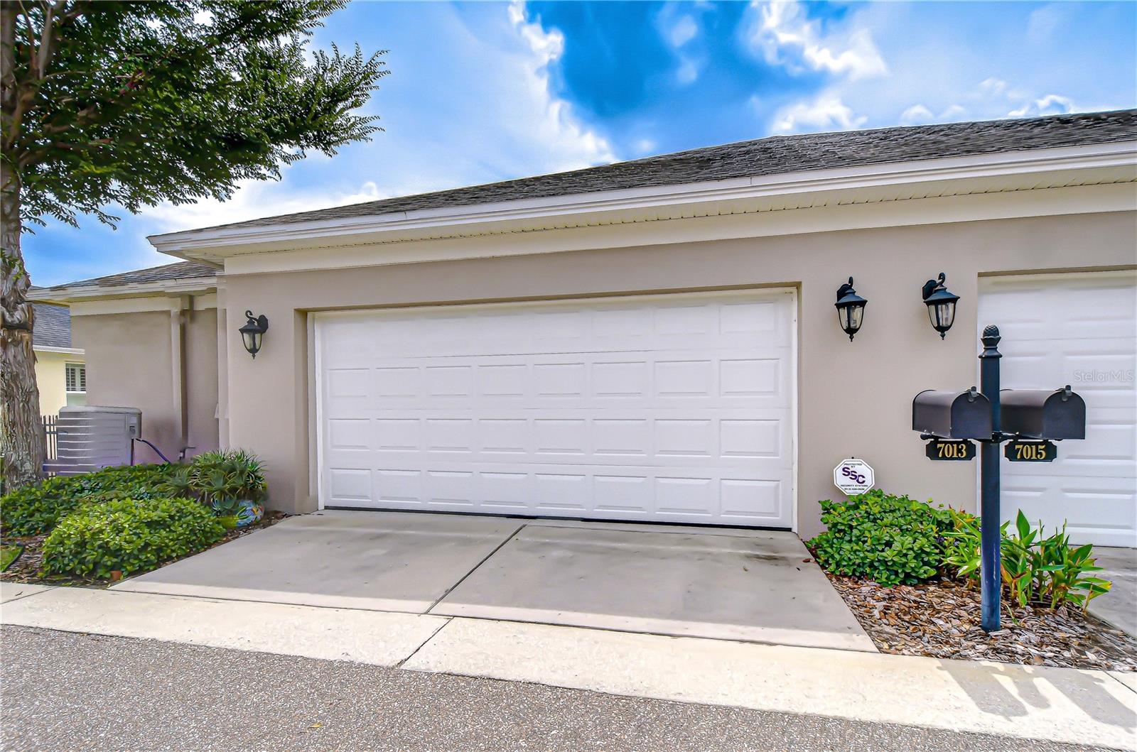 Image 56 of 81 For 7013 Briarhill Court