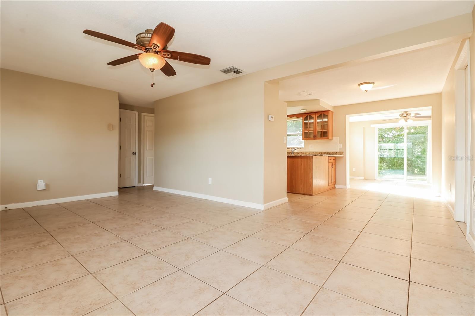 Image 3 of 16 For 2413 Palmwood Drive
