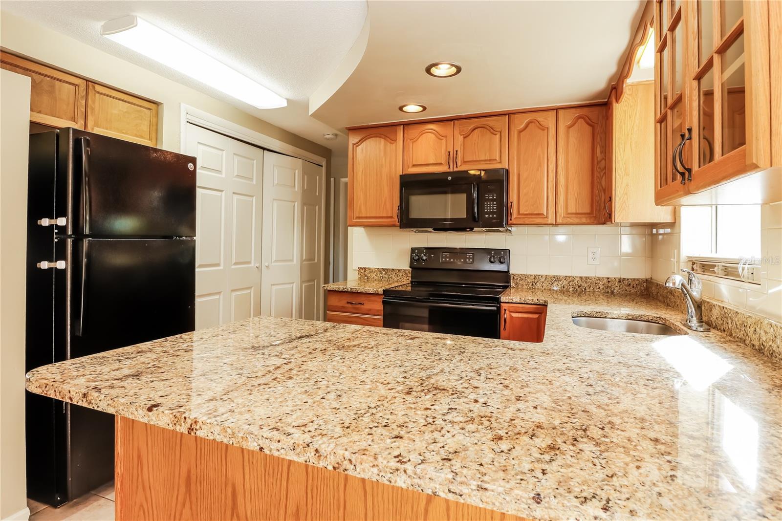 Image 6 of 16 For 2413 Palmwood Drive
