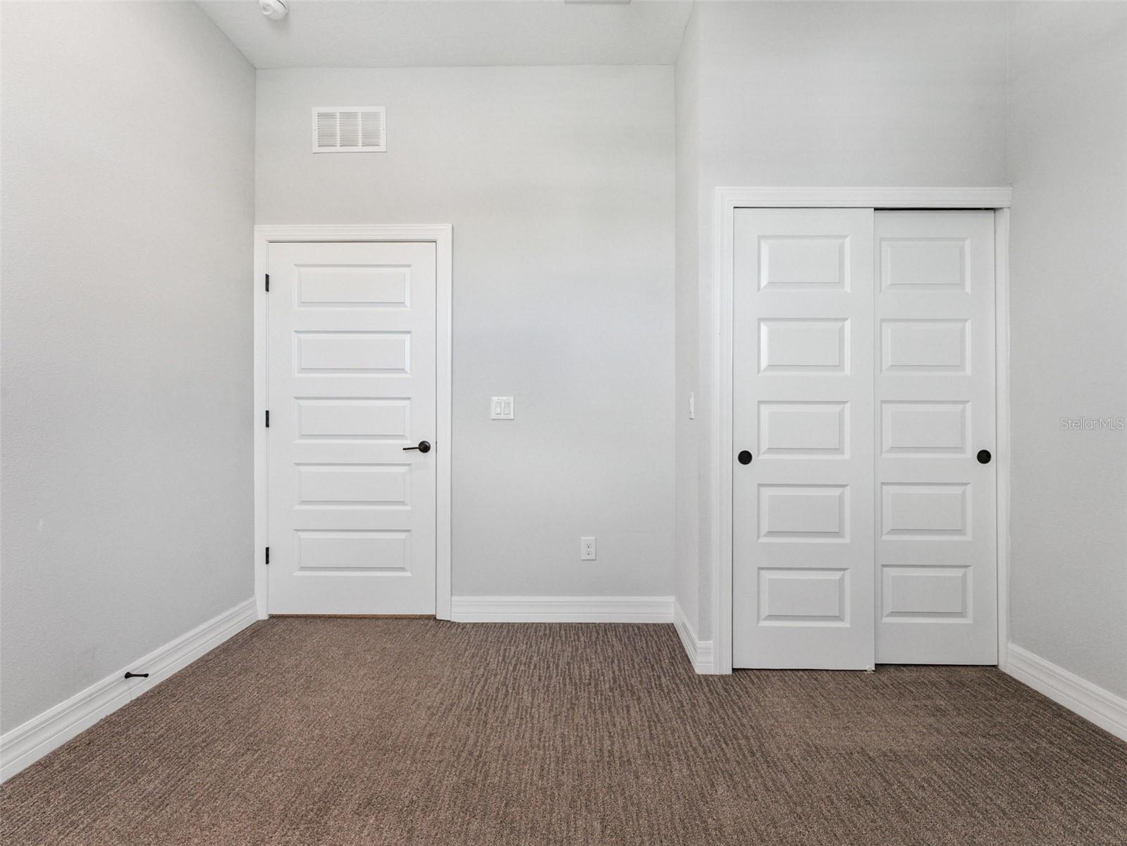 Image 29 of 41 For 3421 Horatio Street 109