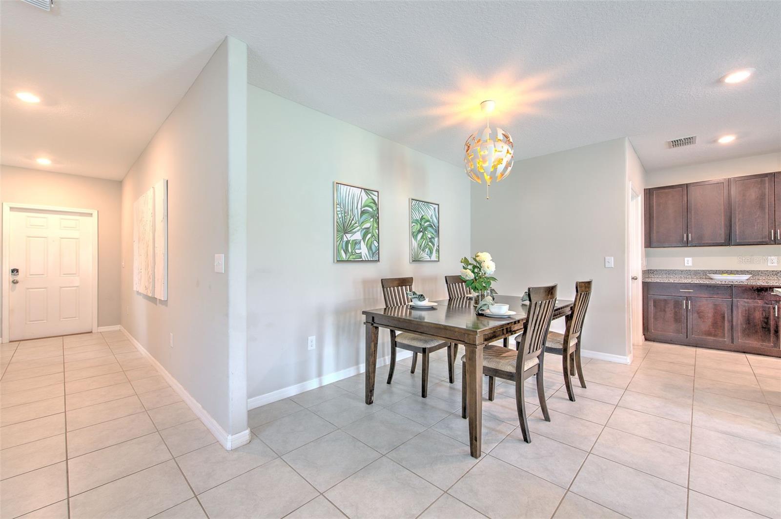 Image 7 of 35 For 10210 White Linen Avenue