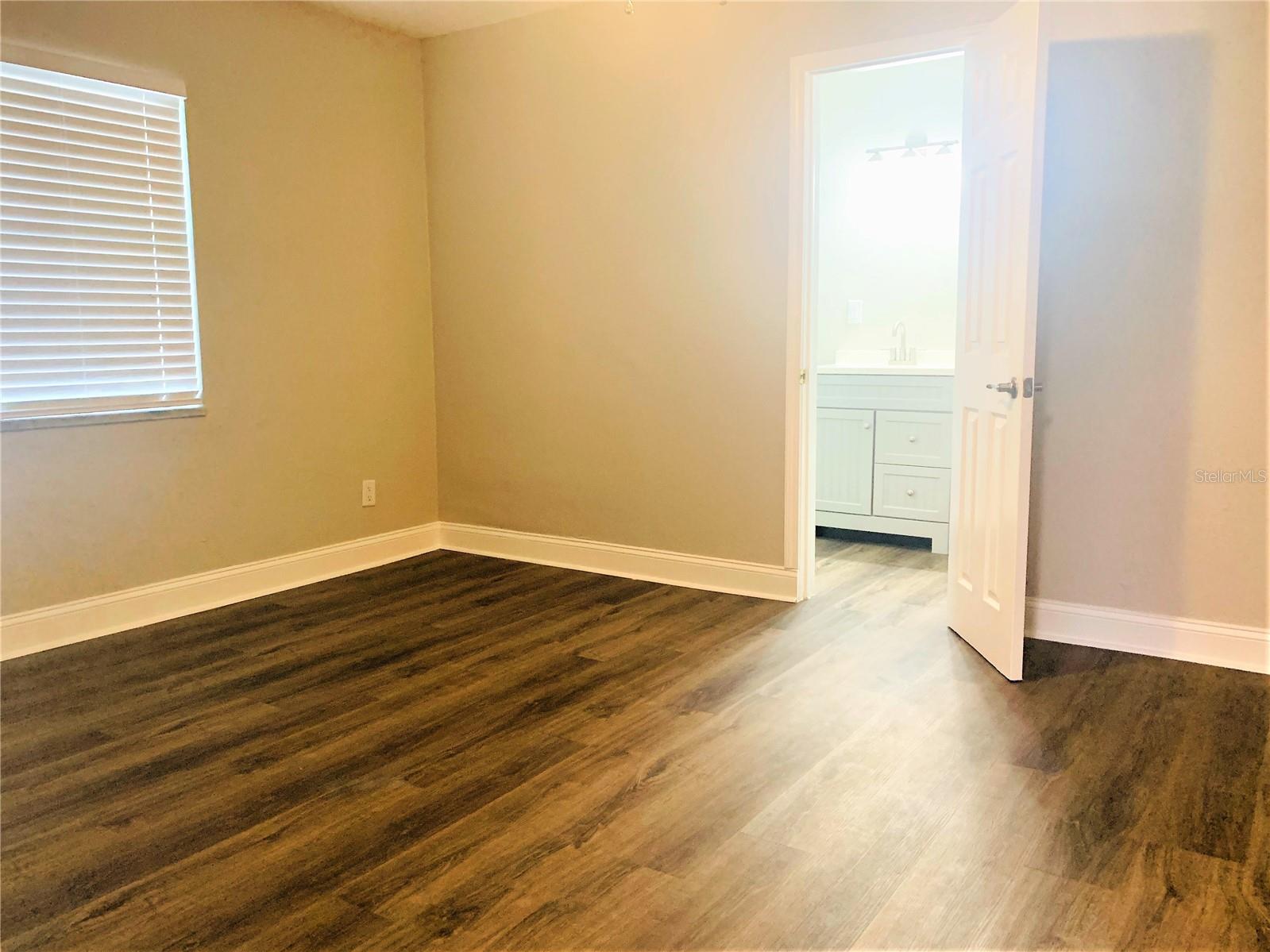 Image 4 of 10 For 3805 Leona Street 1