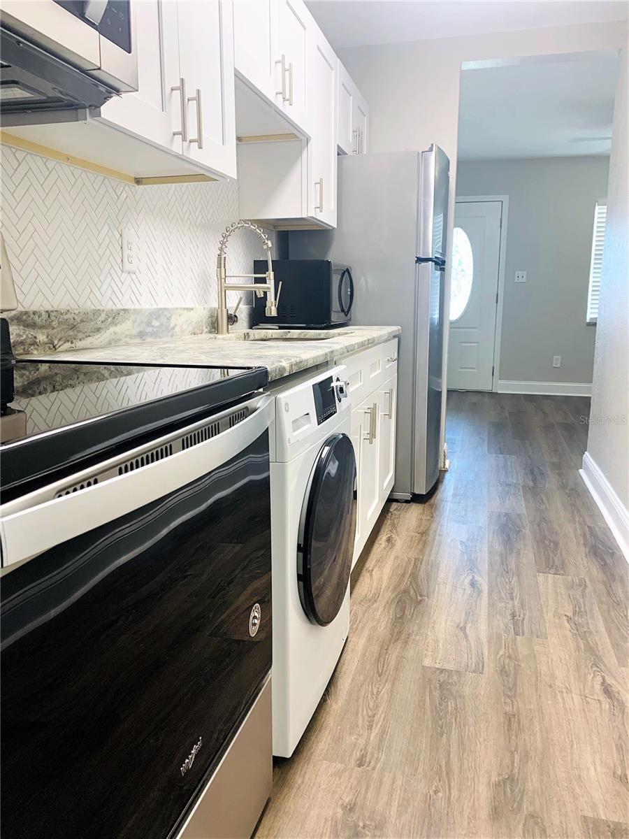 Image 5 of 10 For 3805 Leona Street 1