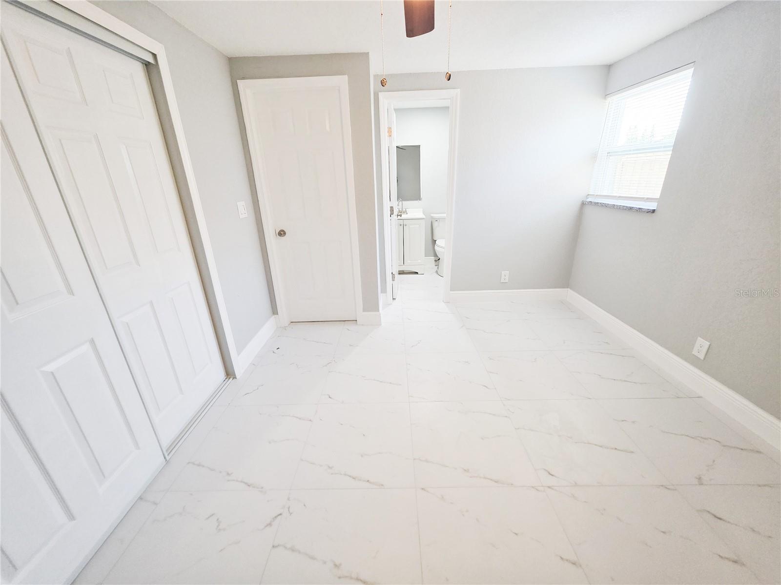 Image 11 of 15 For 4814 Foothill Drive