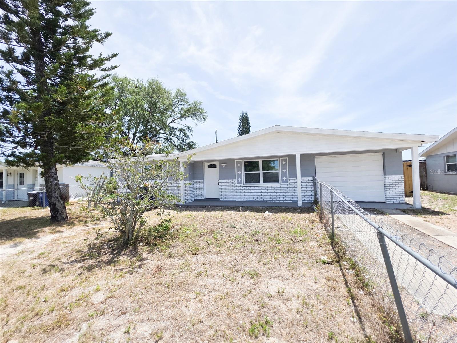 Image 2 of 15 For 4814 Foothill Drive