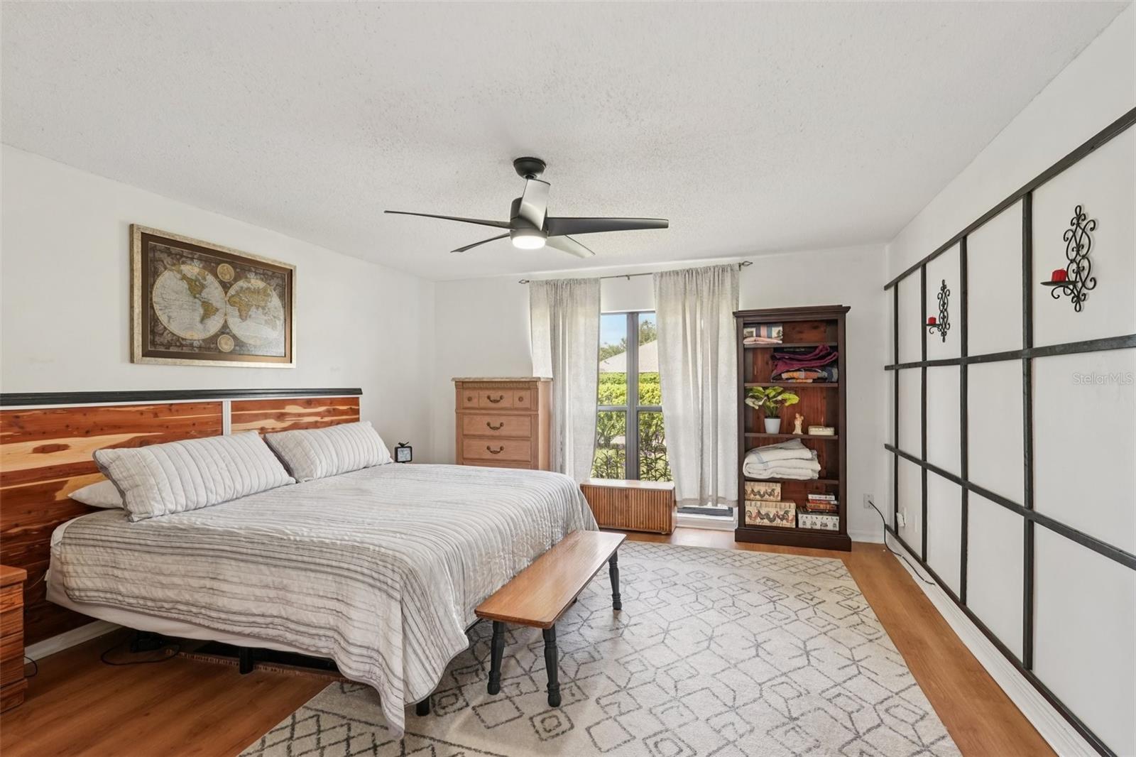 Image 13 of 51 For 1604 Leland Drive