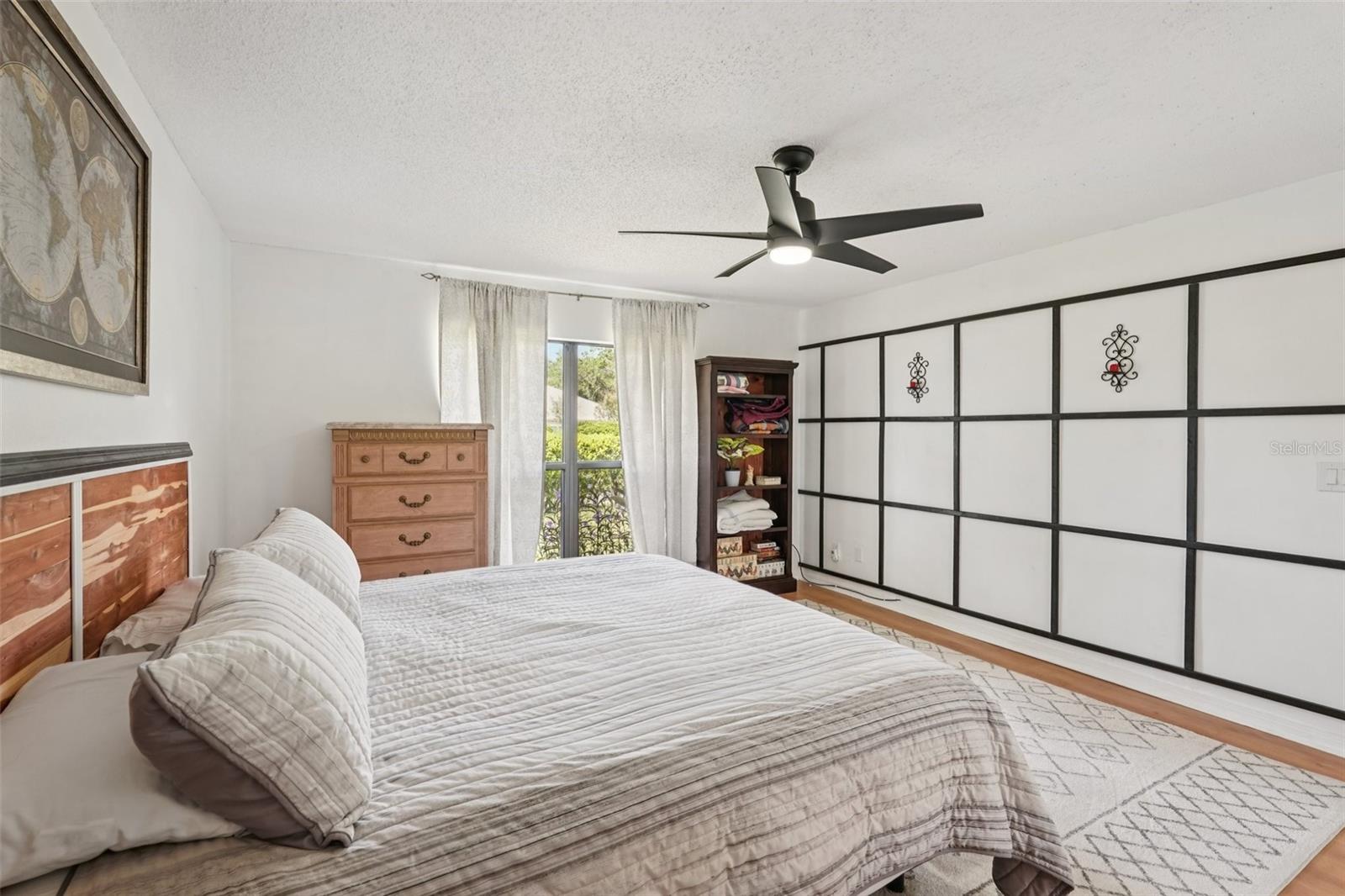 Image 14 of 51 For 1604 Leland Drive