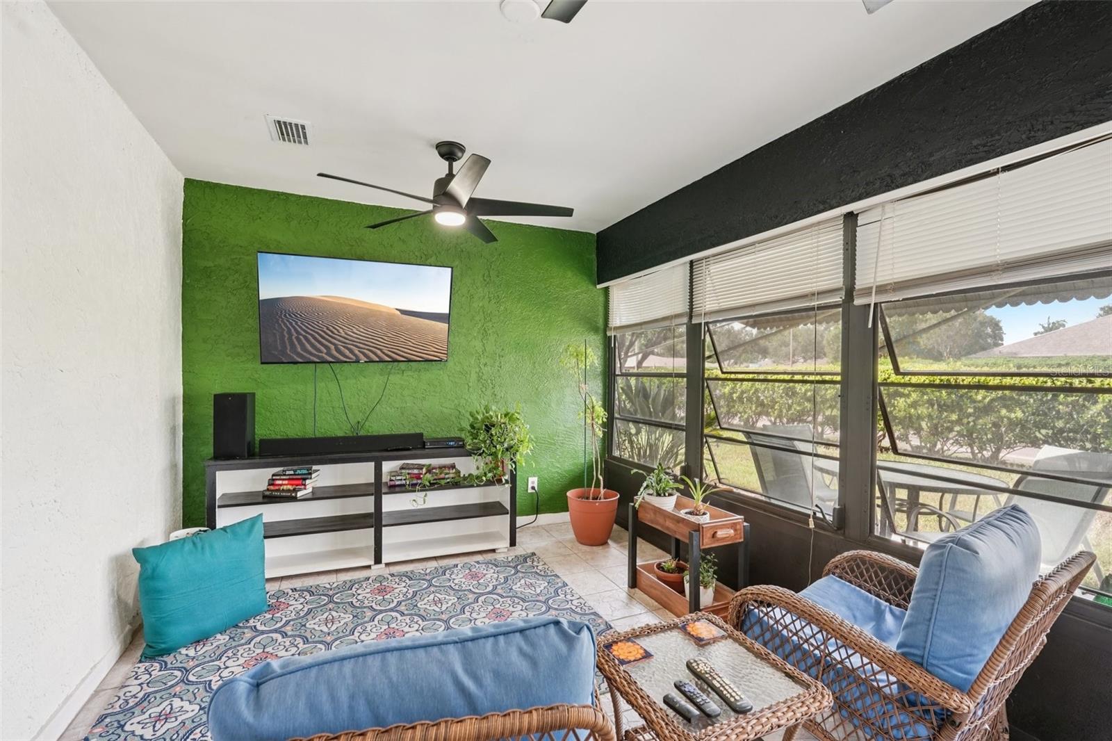 Image 23 of 51 For 1604 Leland Drive