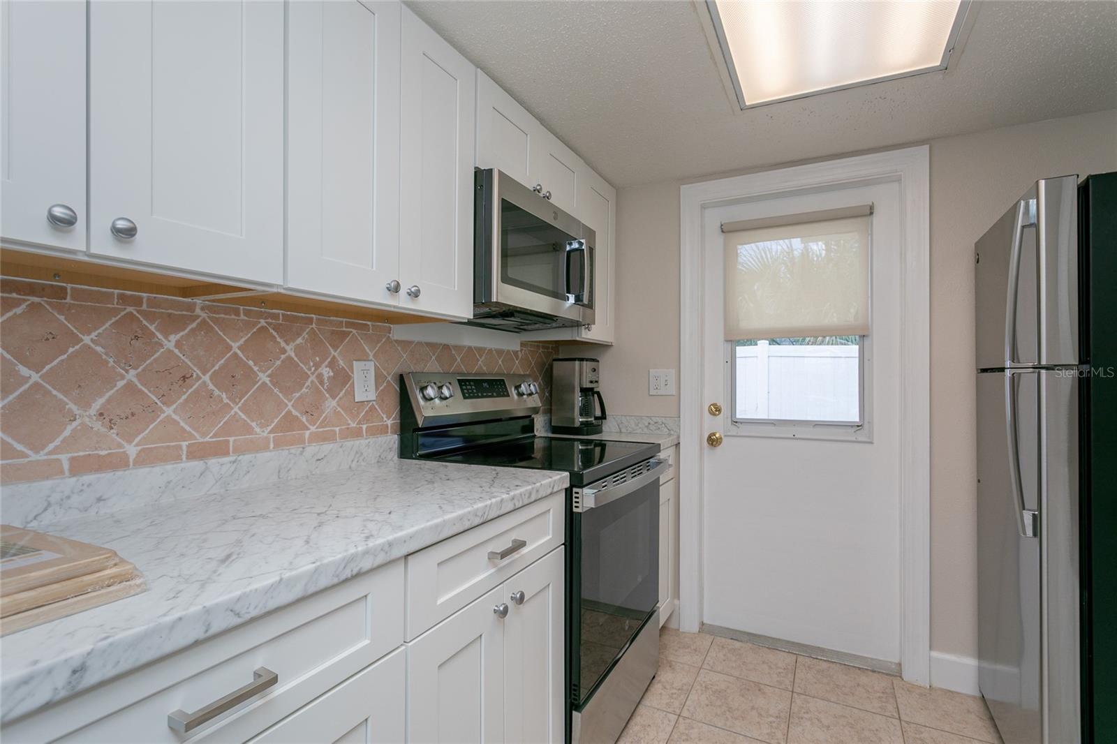 Image 31 of 45 For 2308 Bay Boulevard
