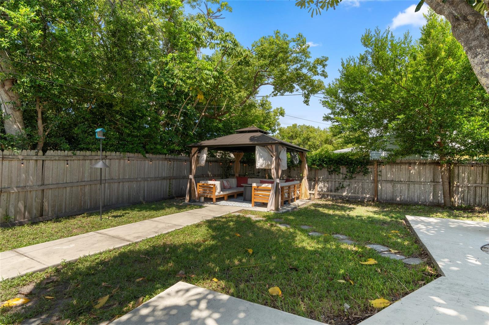 Listing photo id 38 for 2979 Del Rio Drive