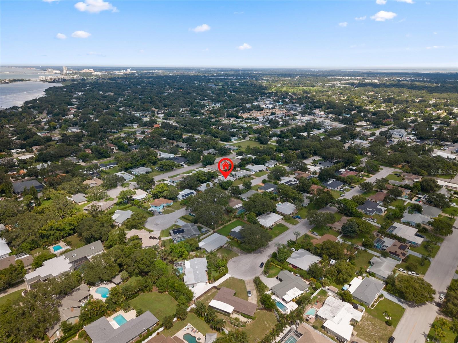 Listing photo id 45 for 2979 Del Rio Drive