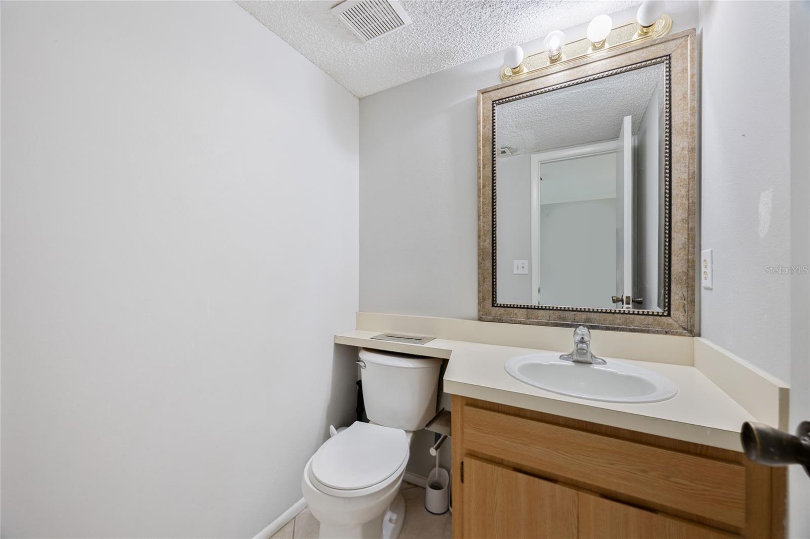 Image 11 of 32 For 5304 Ladywell Court