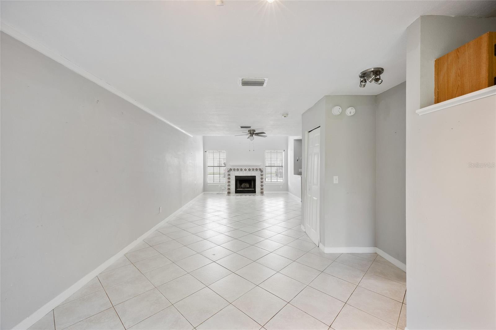 Image 7 of 32 For 5304 Ladywell Court