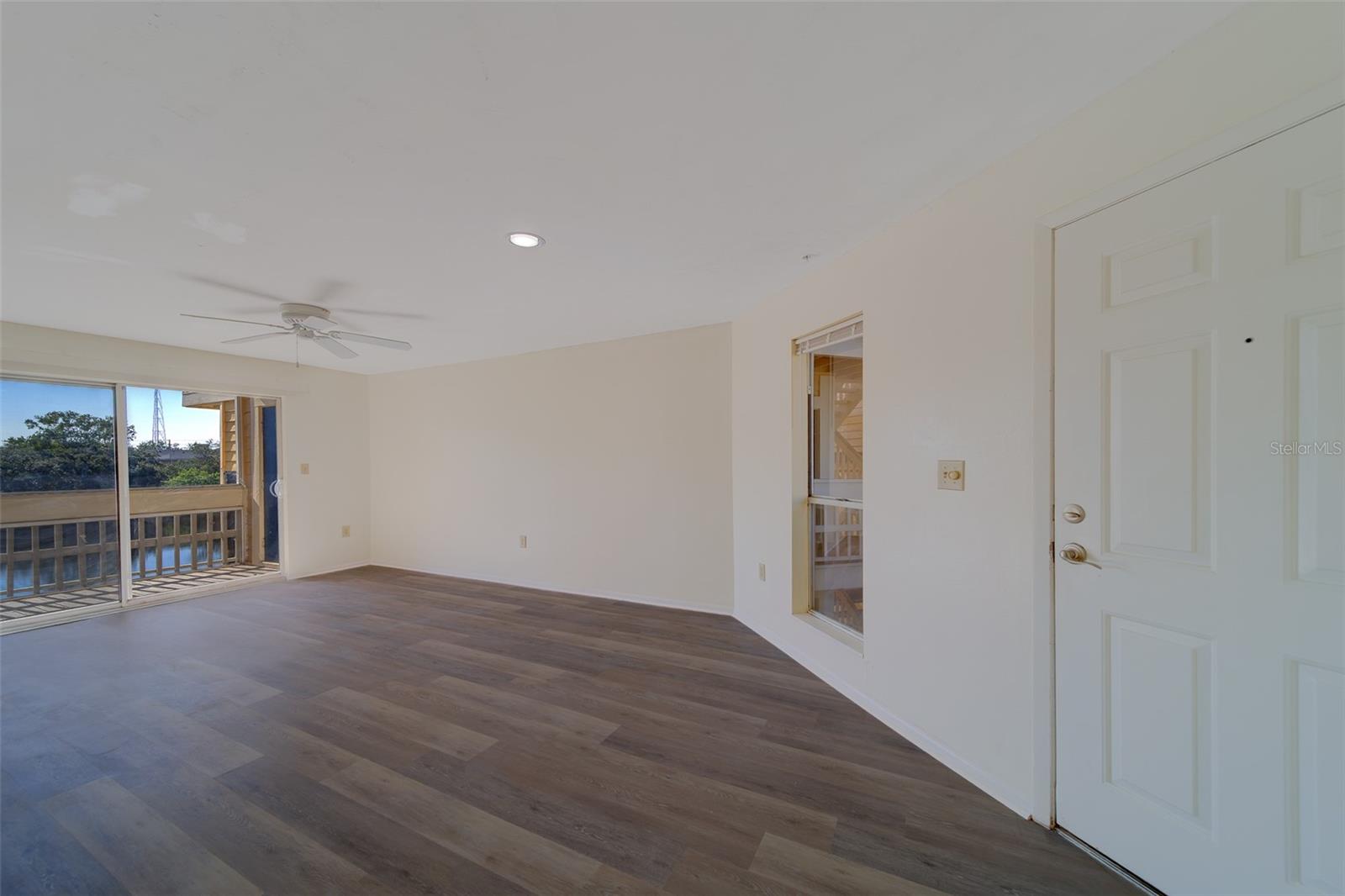 Image 10 of 41 For 115 112th Avenue Ne 605