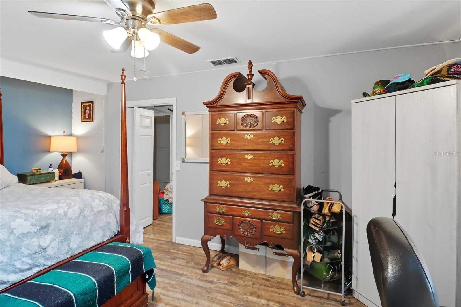 Listing photo id 16 for 10160 Bass Circle