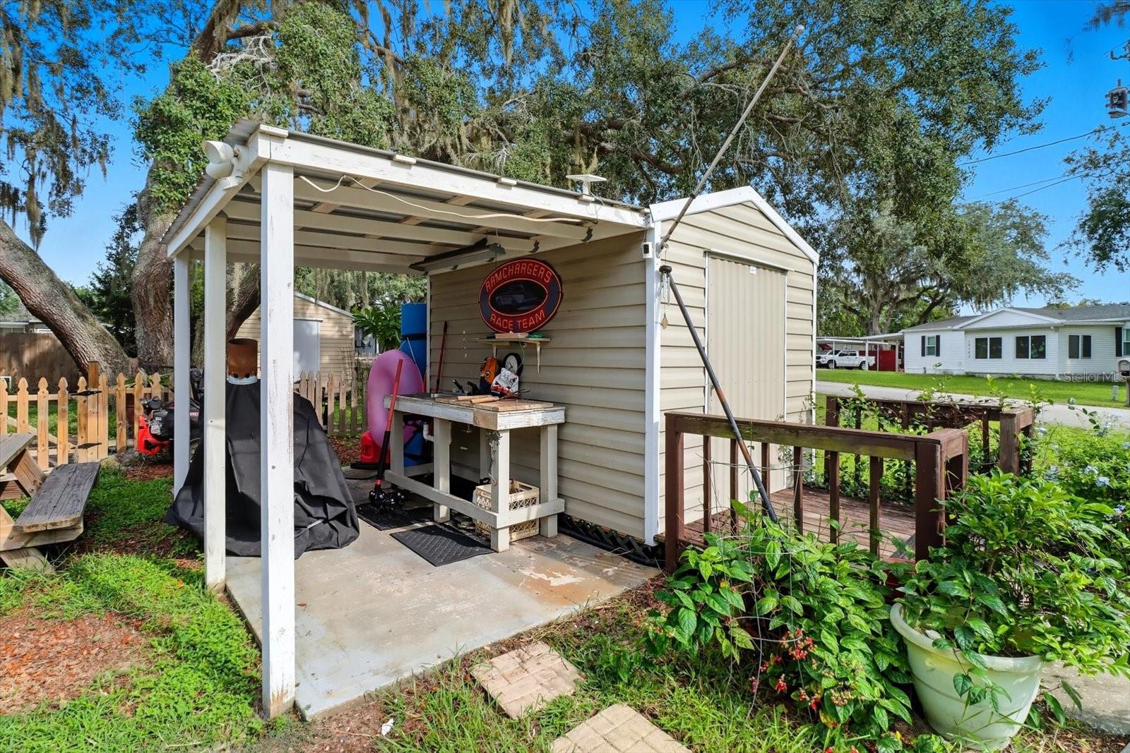 Listing photo id 25 for 10160 Bass Circle