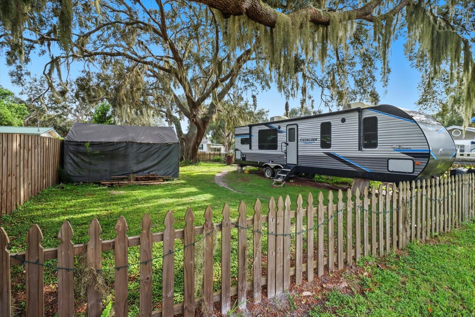 Listing photo id 30 for 10160 Bass Circle