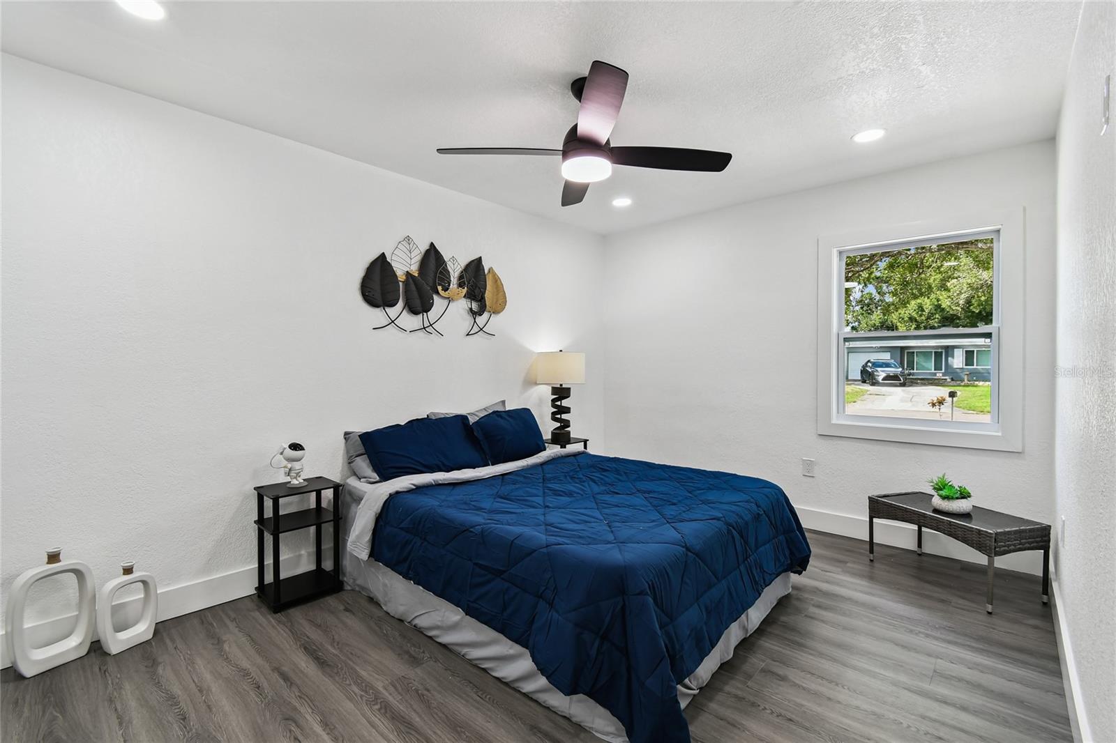 Image 39 of 67 For 5630 47th Avenue N