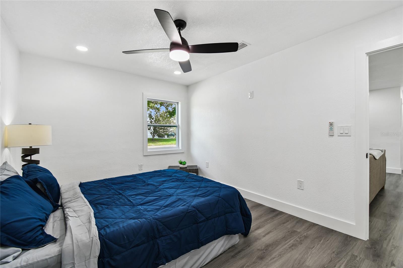 Image 40 of 67 For 5630 47th Avenue N