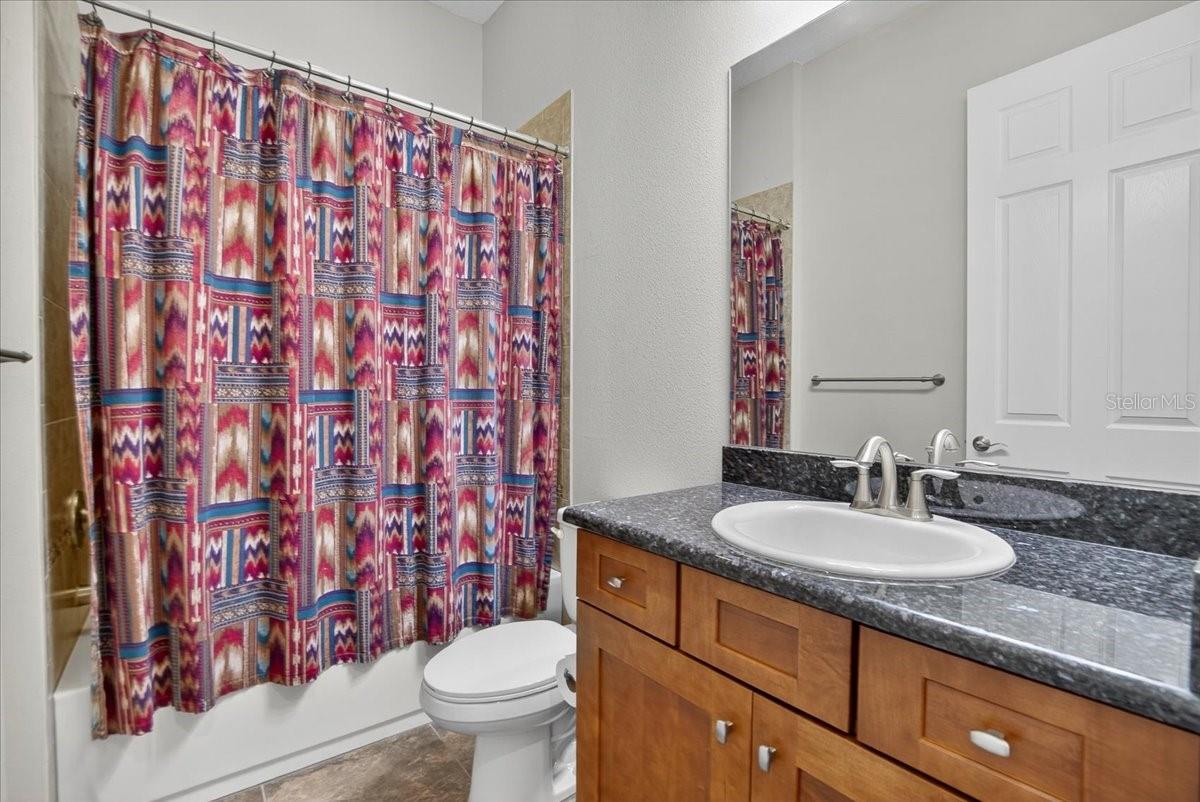 Listing photo id 25 for 10808 Charmwood Drive