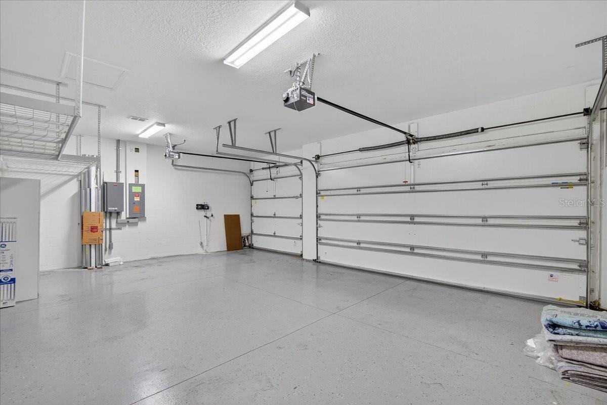 Listing photo id 31 for 10808 Charmwood Drive