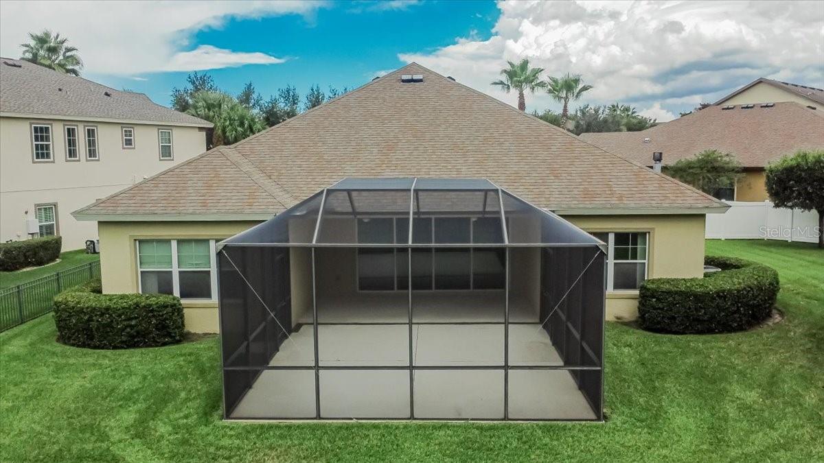 Listing photo id 43 for 10808 Charmwood Drive