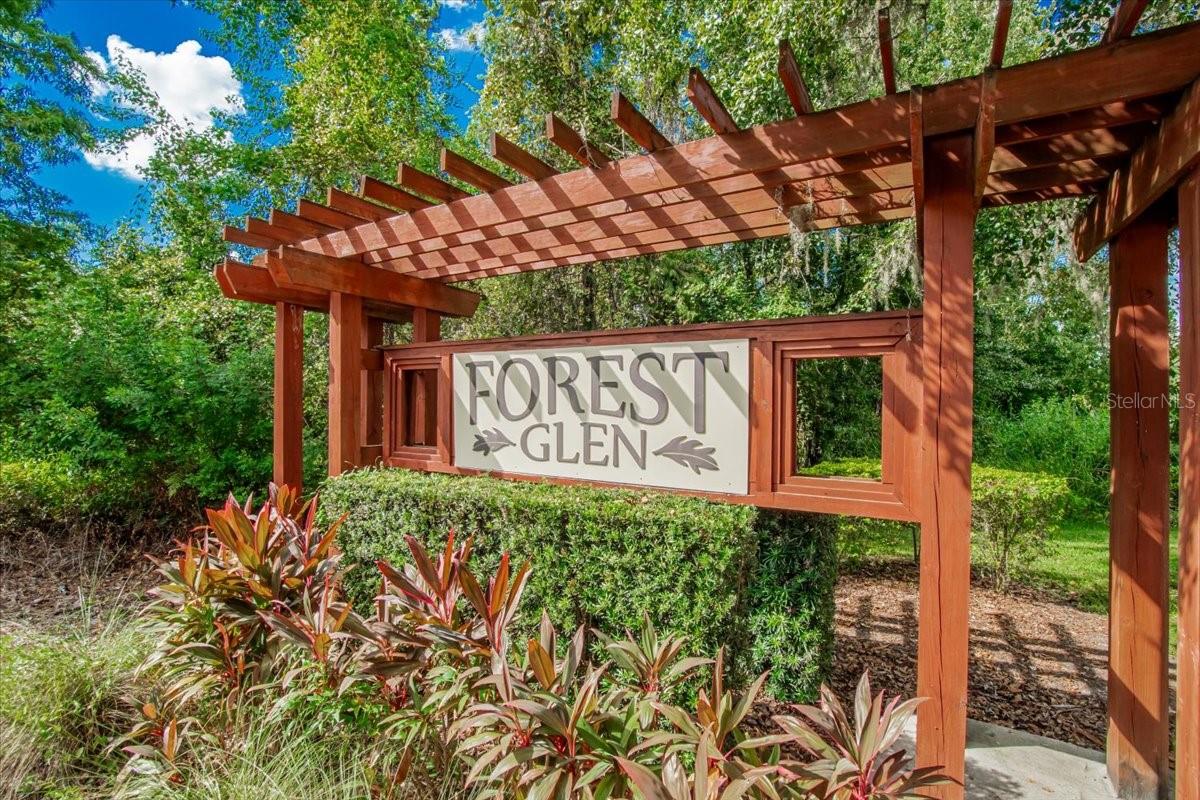 Listing photo id 48 for 10808 Charmwood Drive