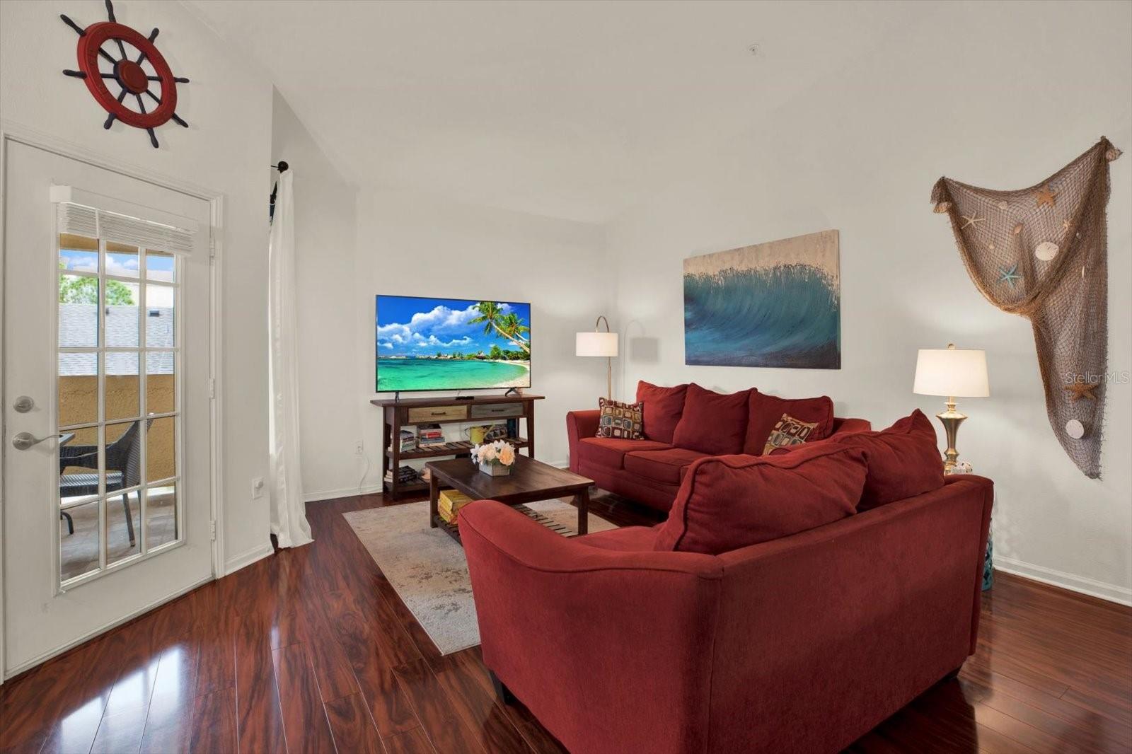 Image 4 of 33 For 1226 Missouri Avenue 1008