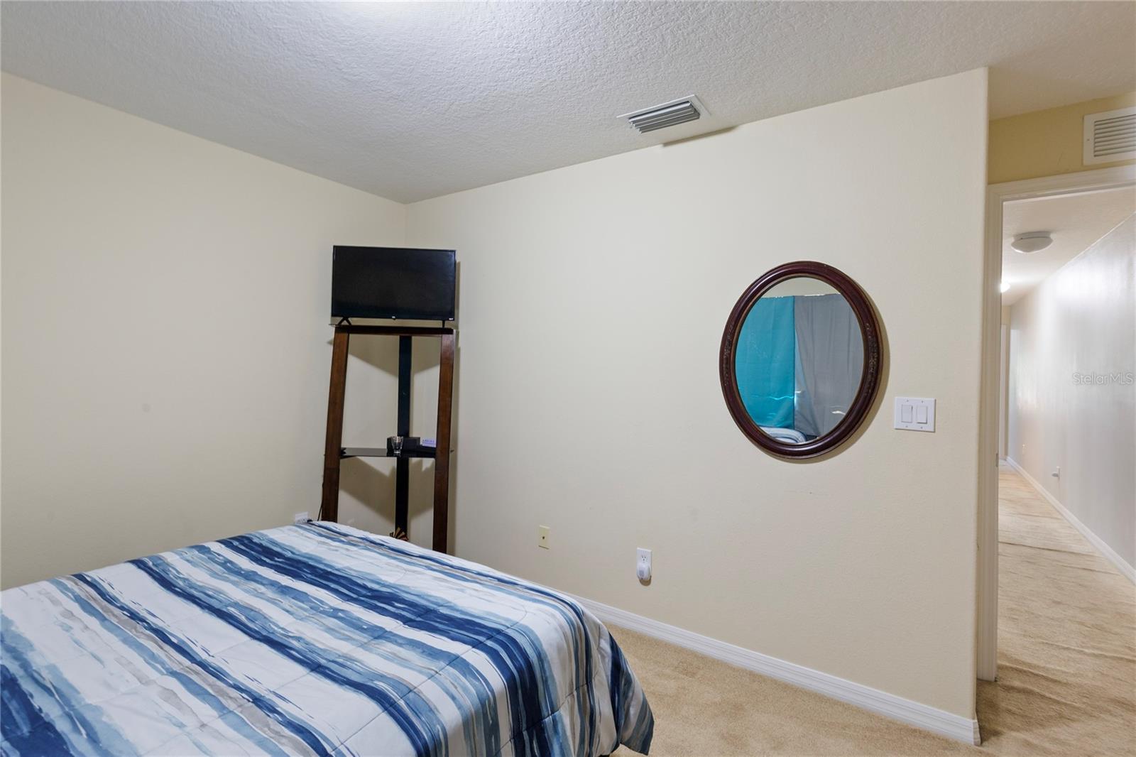 Image 22 of 36 For 10901 Brickside Court