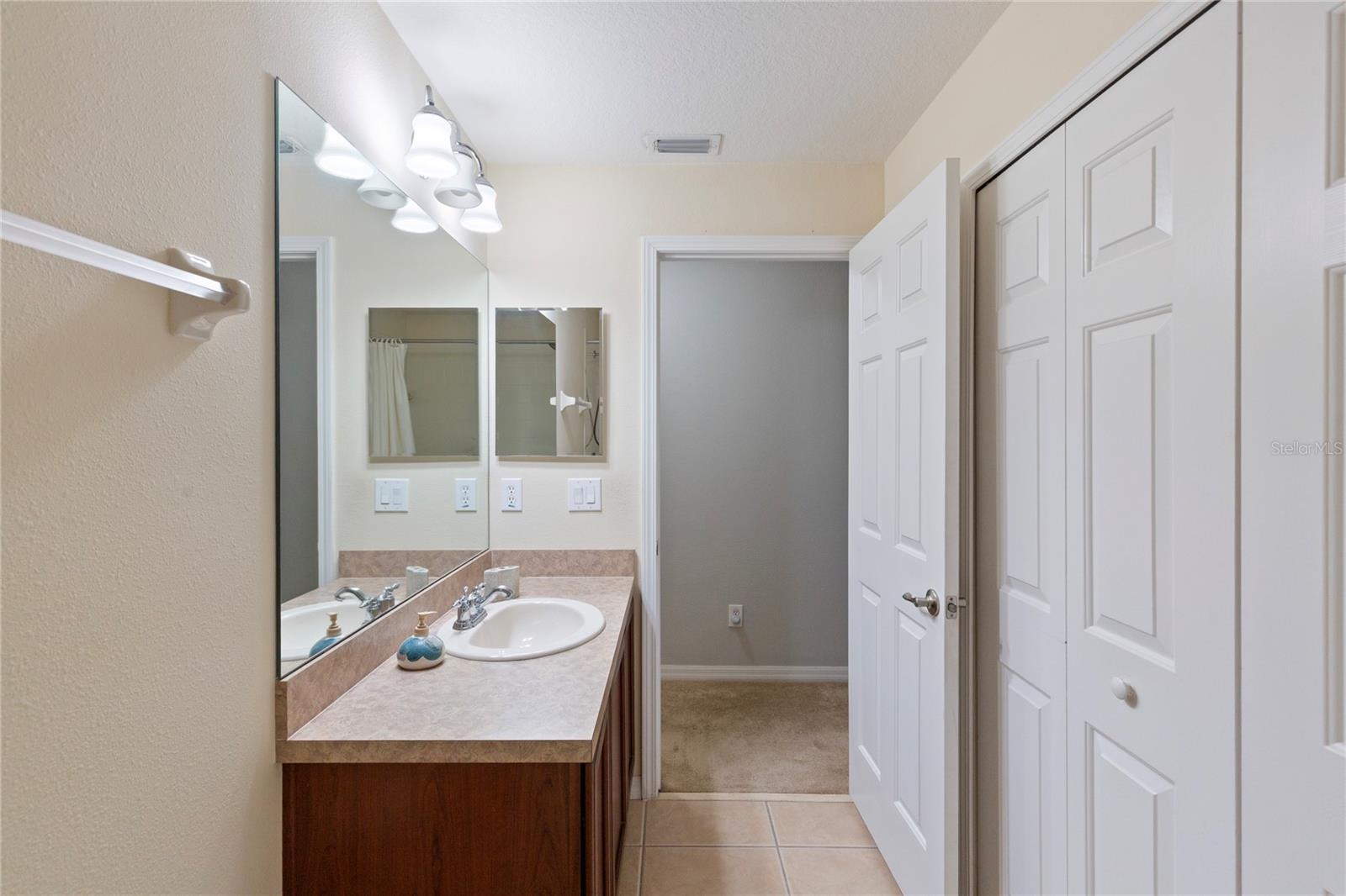Image 25 of 36 For 10901 Brickside Court
